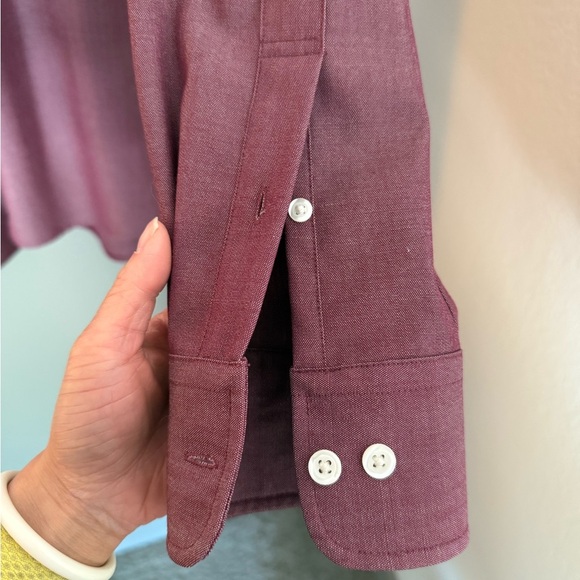 WOOL & PRINCE Men’s XL Merino Wool Button Down Shirt in Burgundy Oxford slim fit - Picture 6 of 16